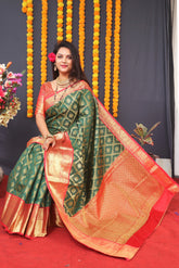 Green Handloom Silk Kanjivaram Saree With Zari Weaving