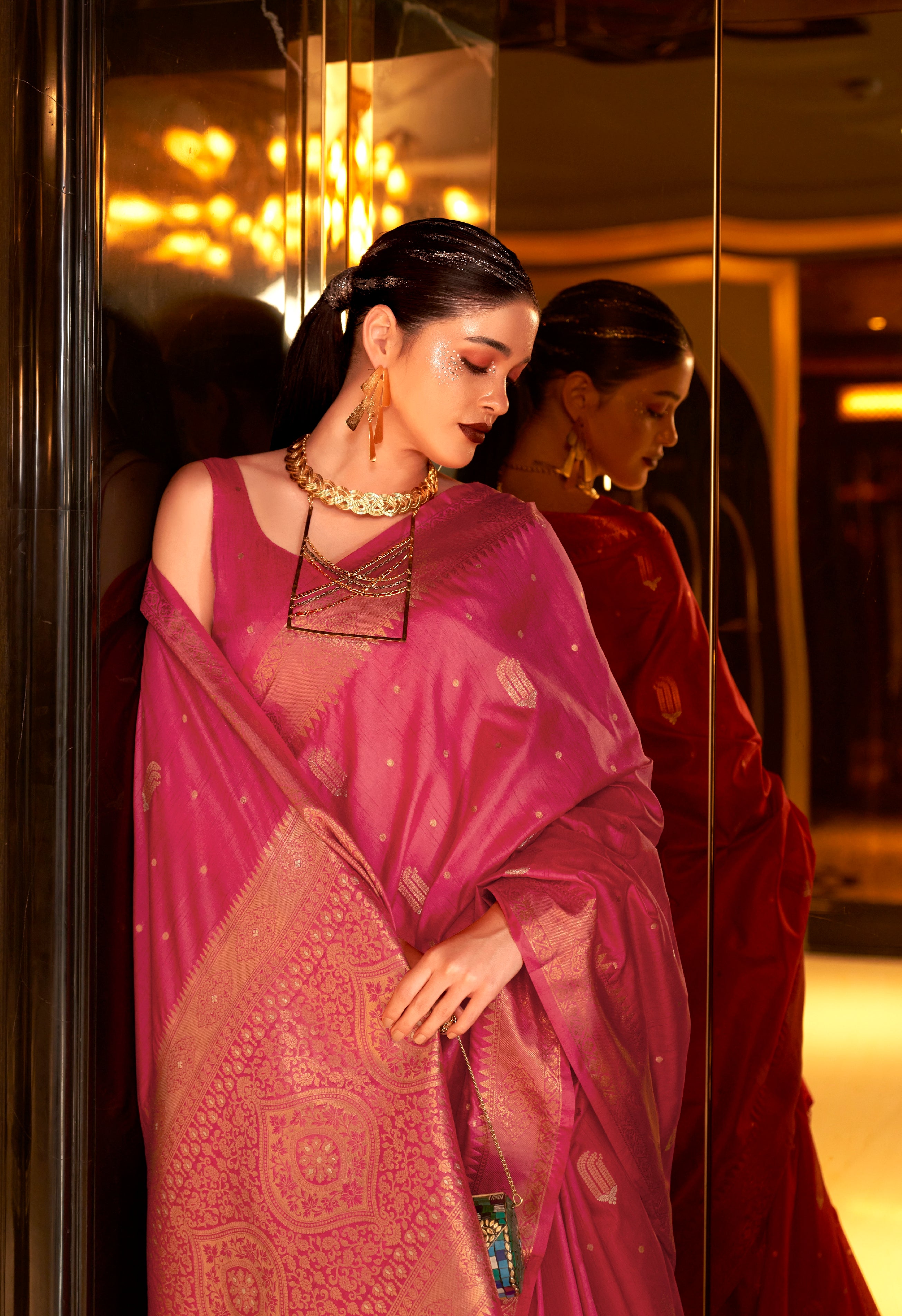 Pink Banarasi Silk Saree With Zari Weaving