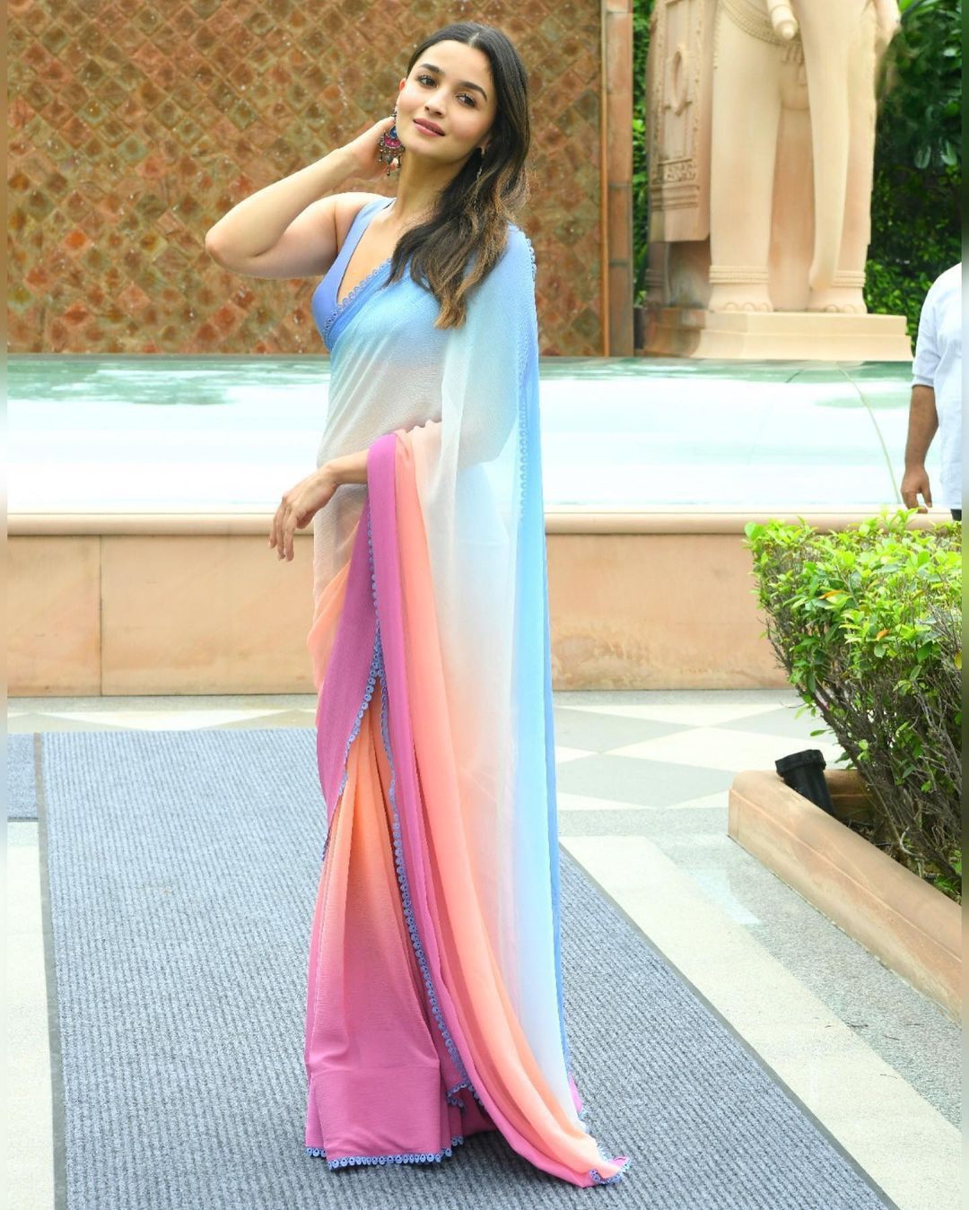 Alia Bhatt Sky And Pink Soft Georgette Party Wear Saree