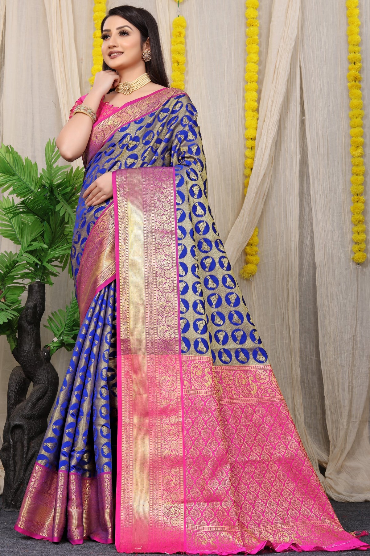 Blue Pure Silk Kanjivaram Saree With Zari Weaving