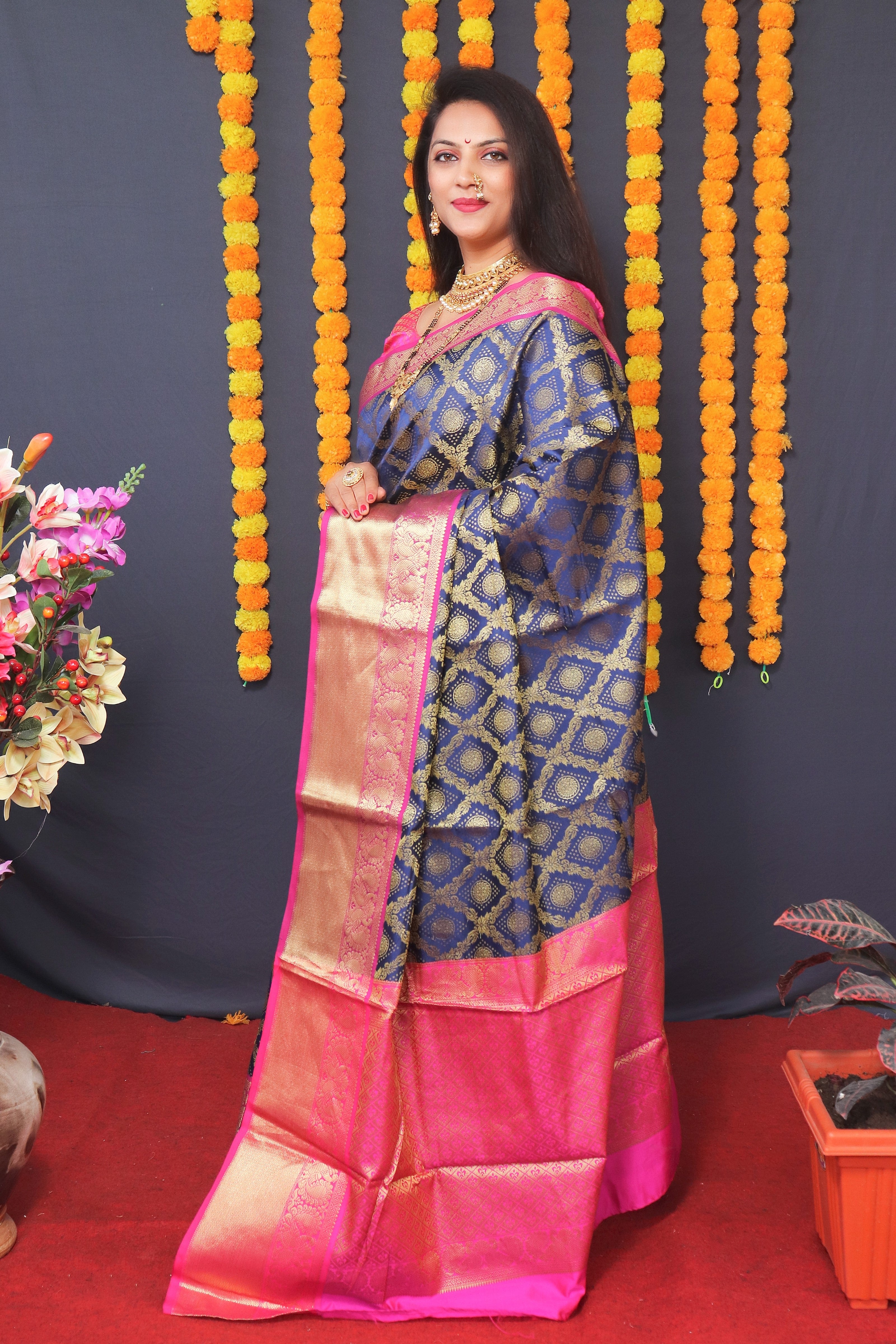 Navy Blue Handloom Silk Kanjivaram Saree With Zari Weaving