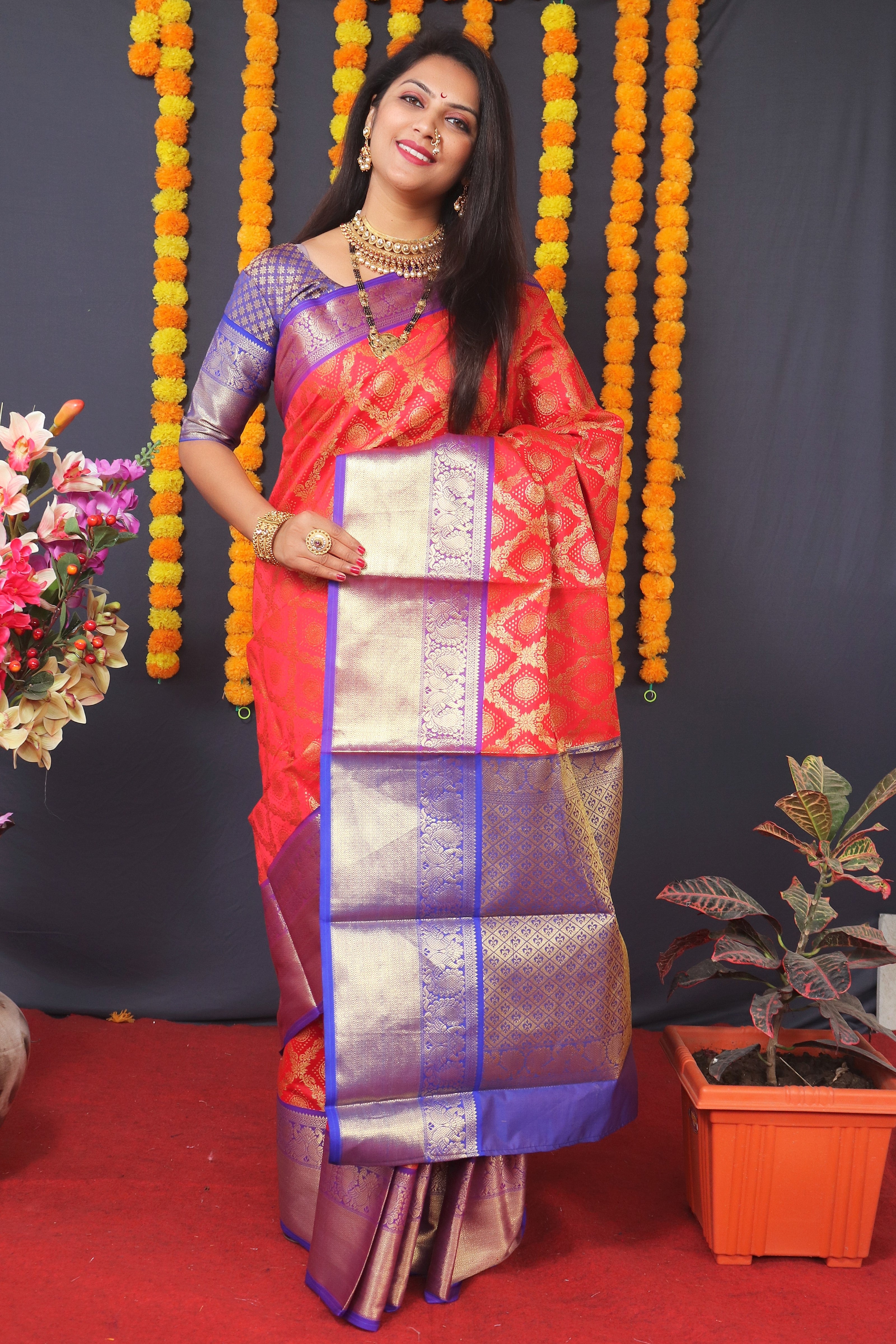 Red Handloom Silk Kanjivaram Saree With Zari Weaving