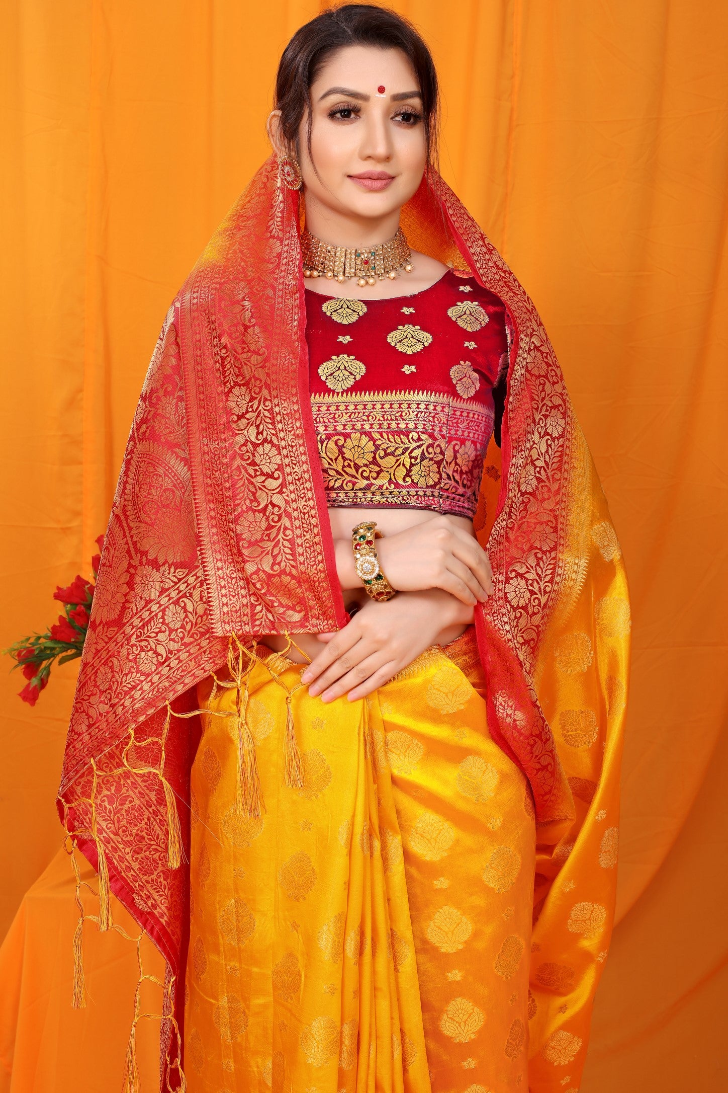 Yellow And Red Pure Silk Kanjivaram Saree With Zari Weaving