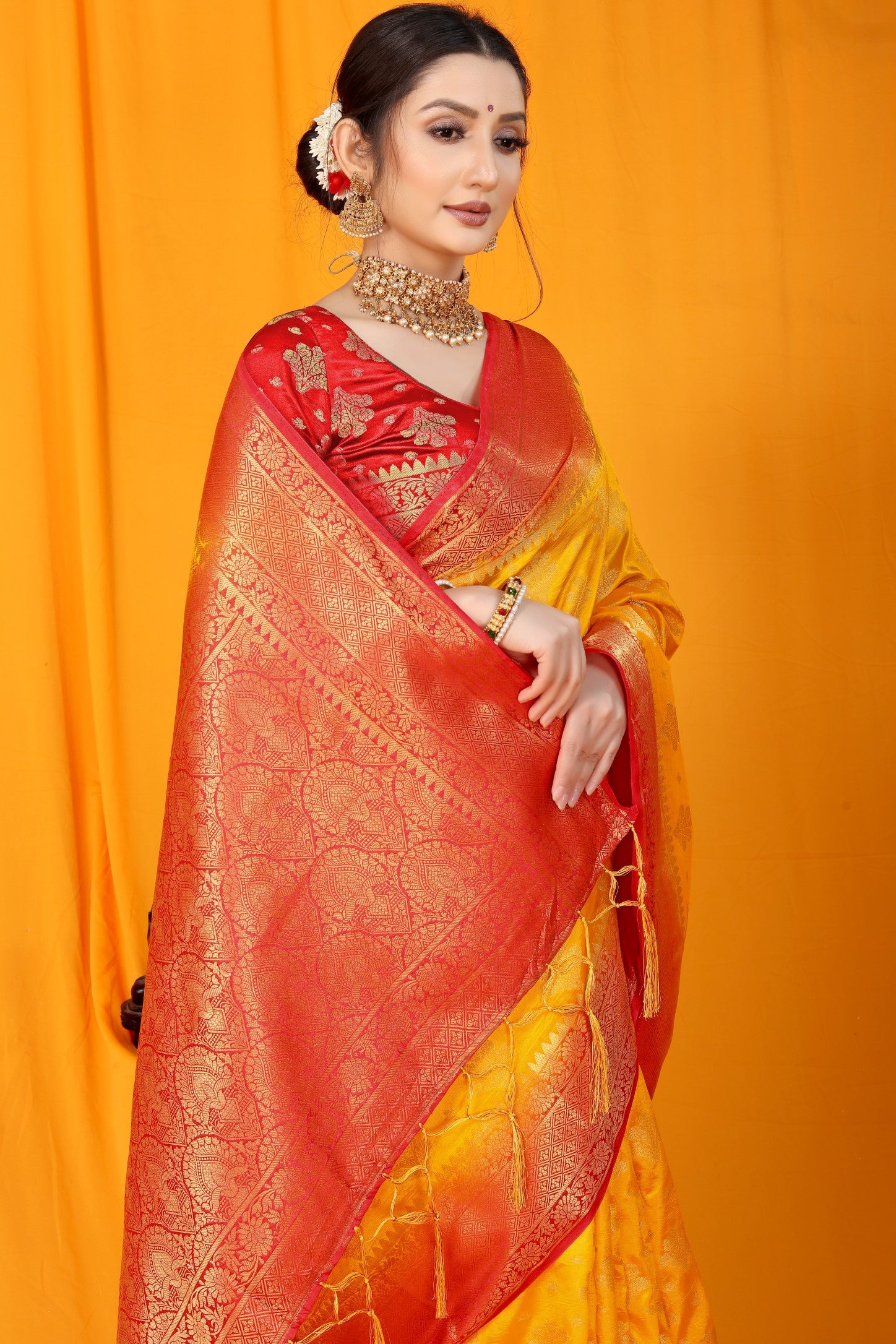 Yellow And Red Pure Silk Kanjivaram Saree With Zari Weaving