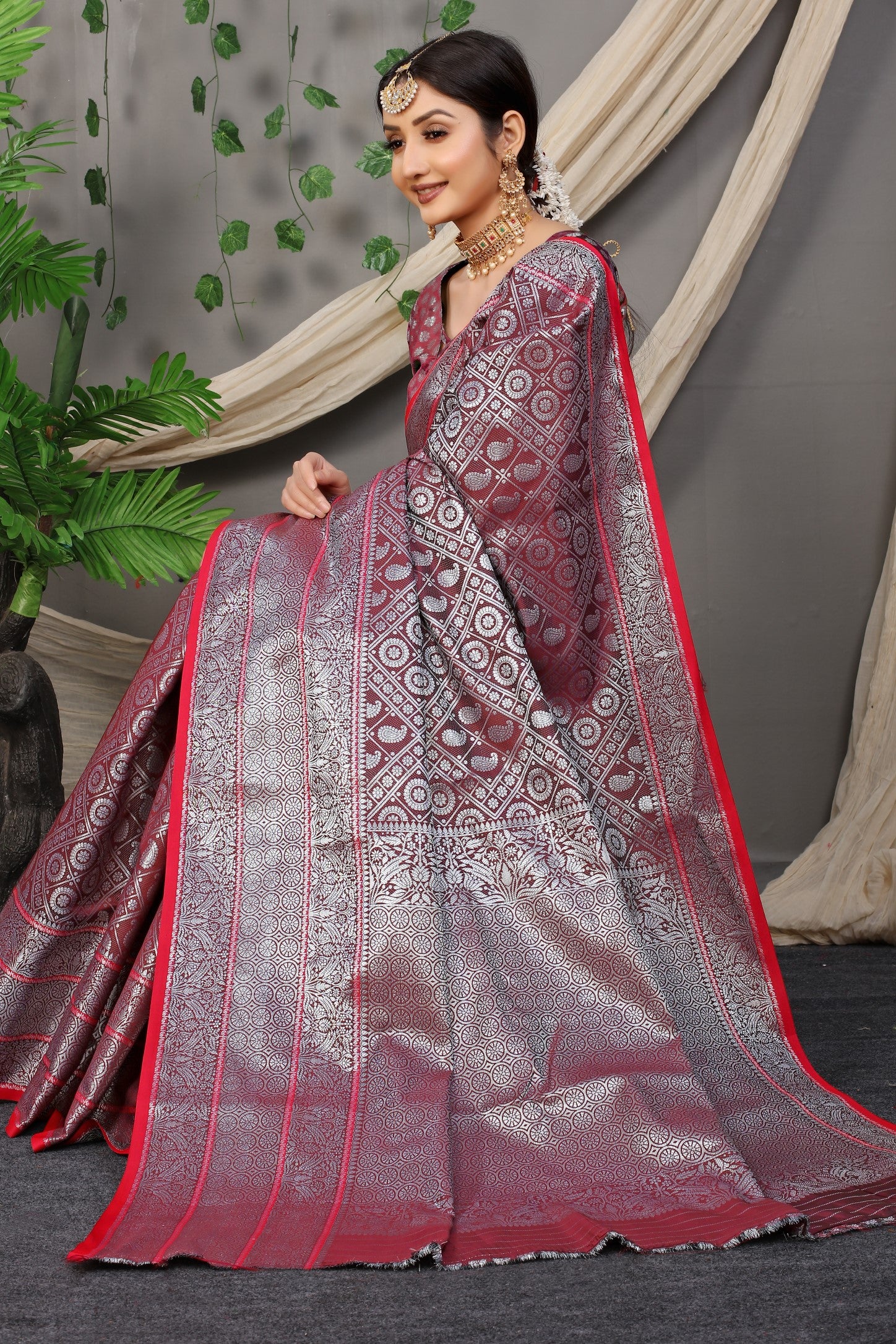 Maroon Beautiful Soft Silk Banarasi Saree With Silver Zari Weaving