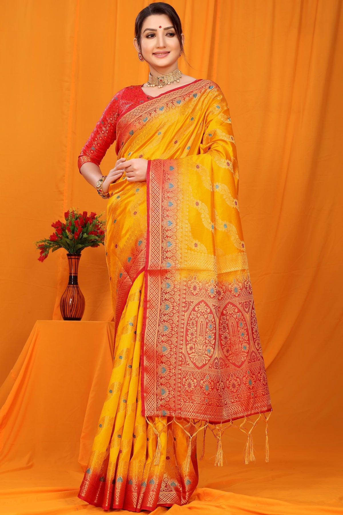 Yellow And Red Pure Silk Kanjivaram Saree With Zari Weaving