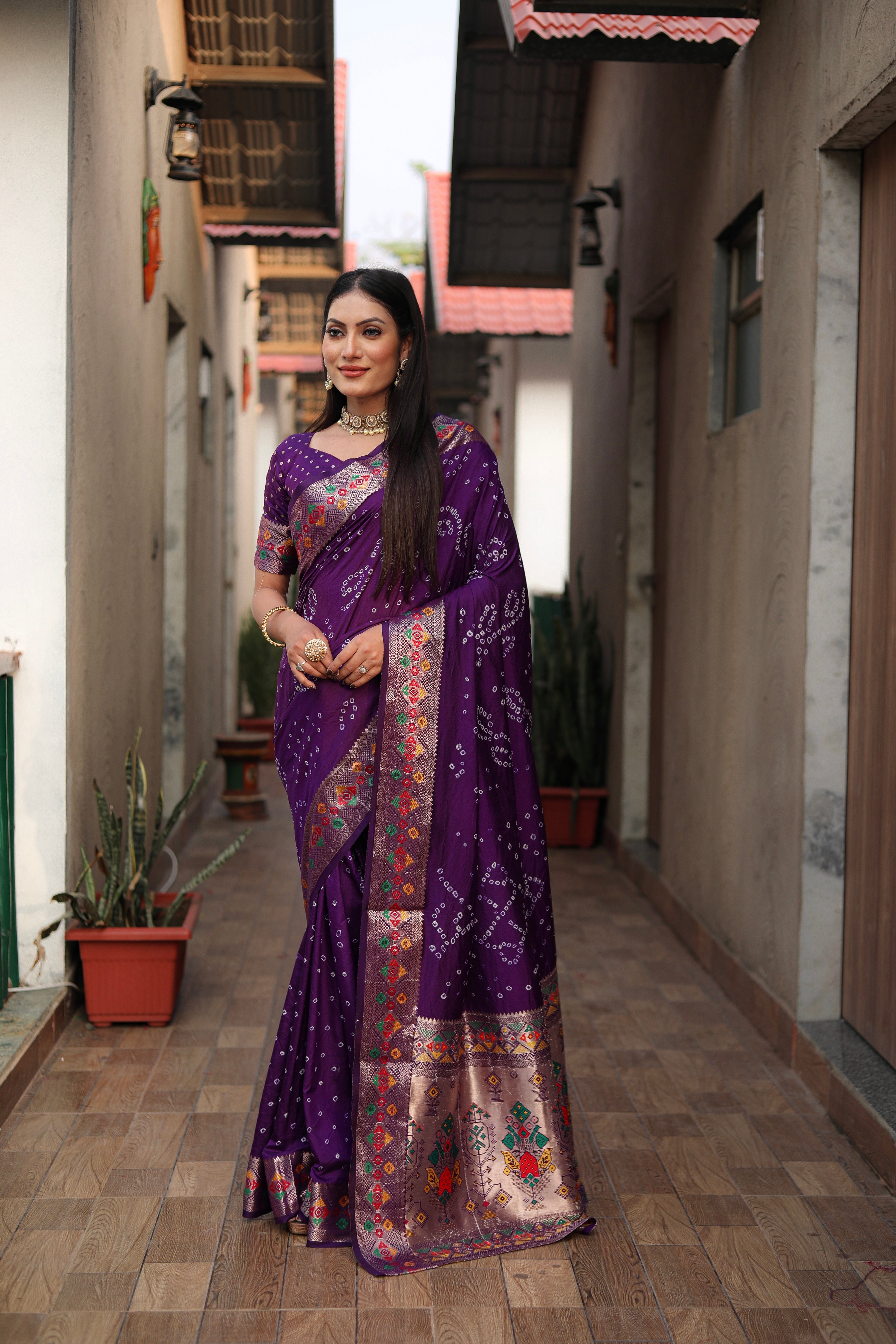 Beautiful Bandhej Paithani silk saree with Zari Weaving