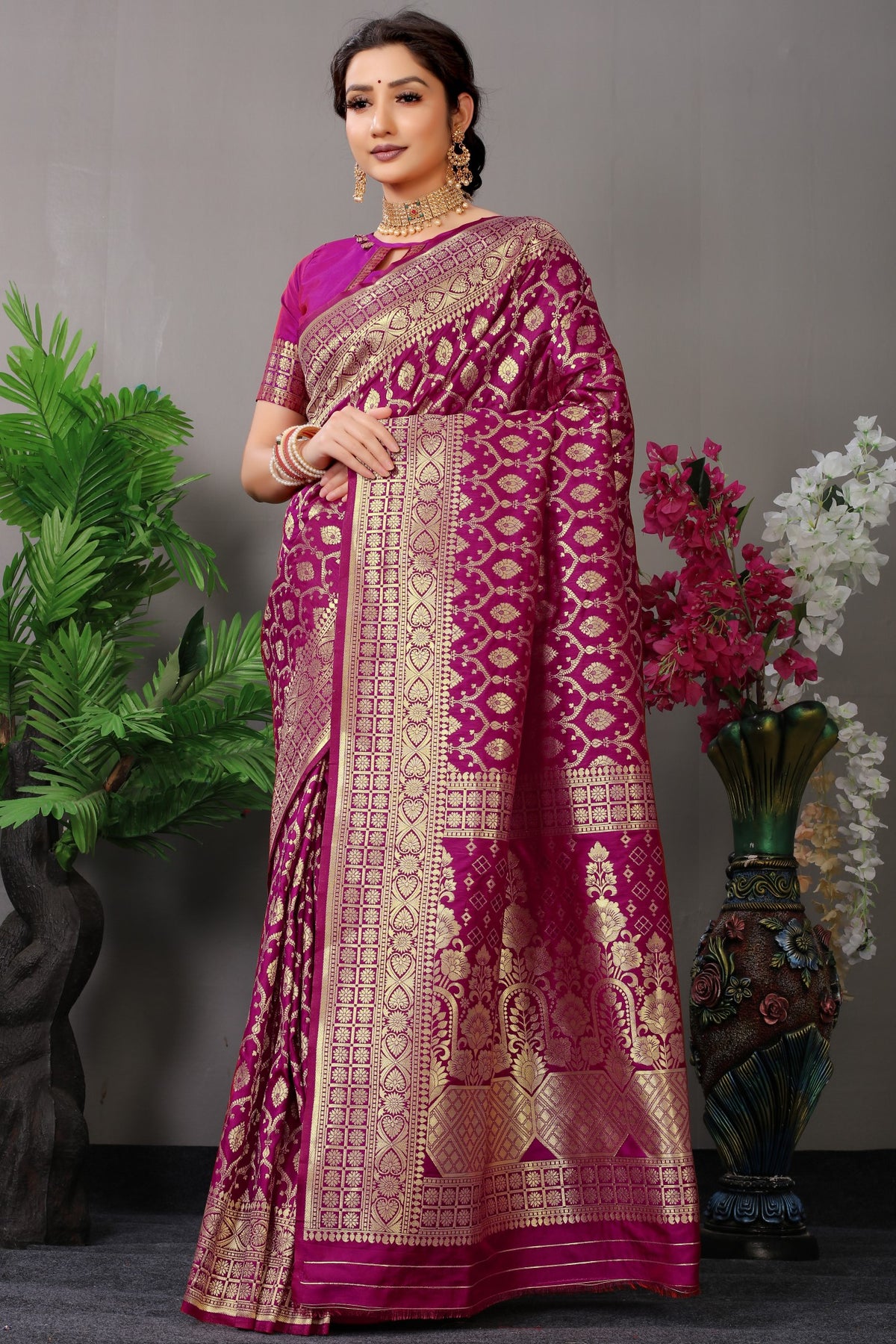 Wine Pure Silk Kanjivaram Saree With Gold Jari Weaving