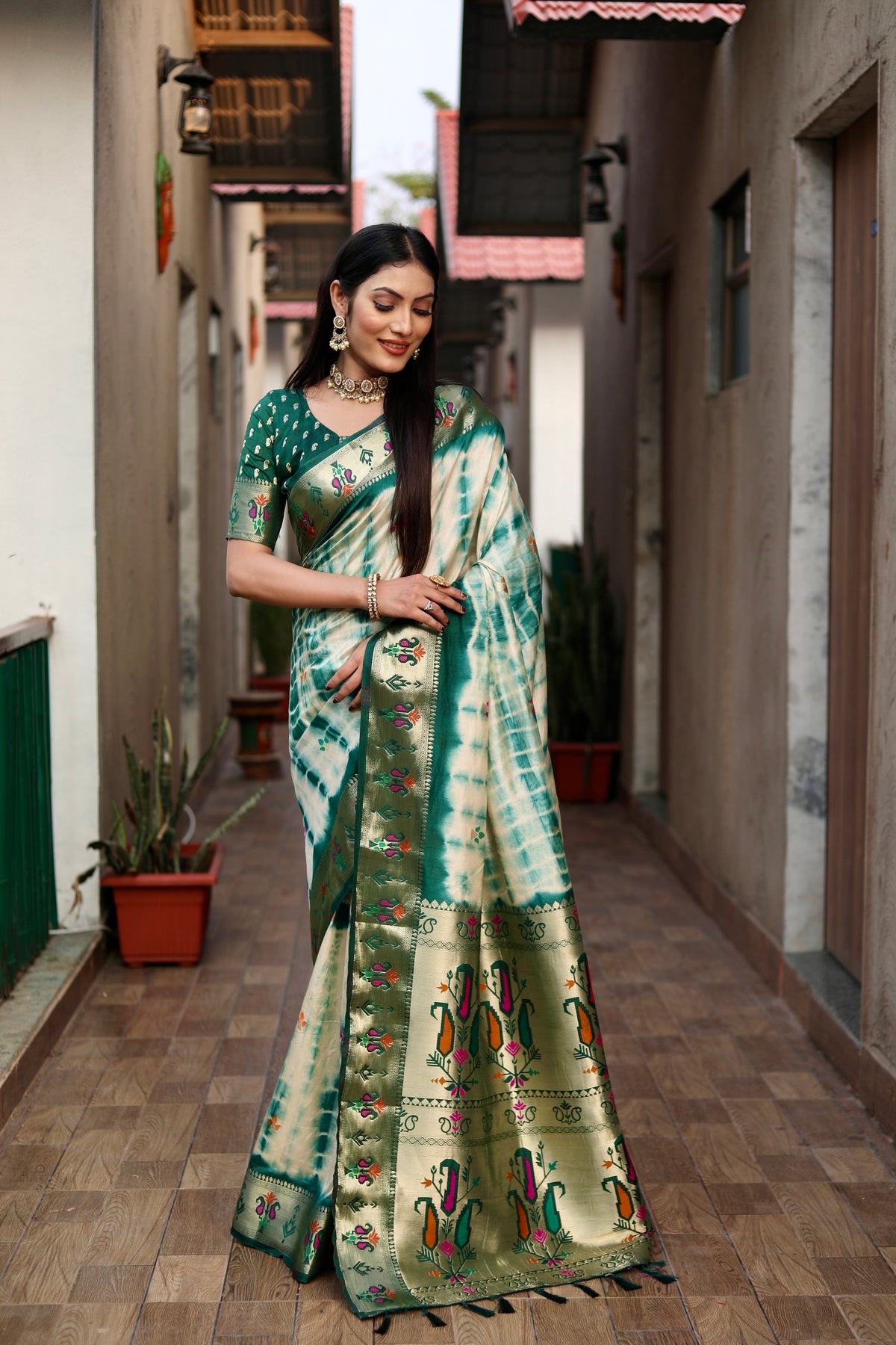 Green Beautiful Soft Silk Sibory Print With Gold Zari Weaving