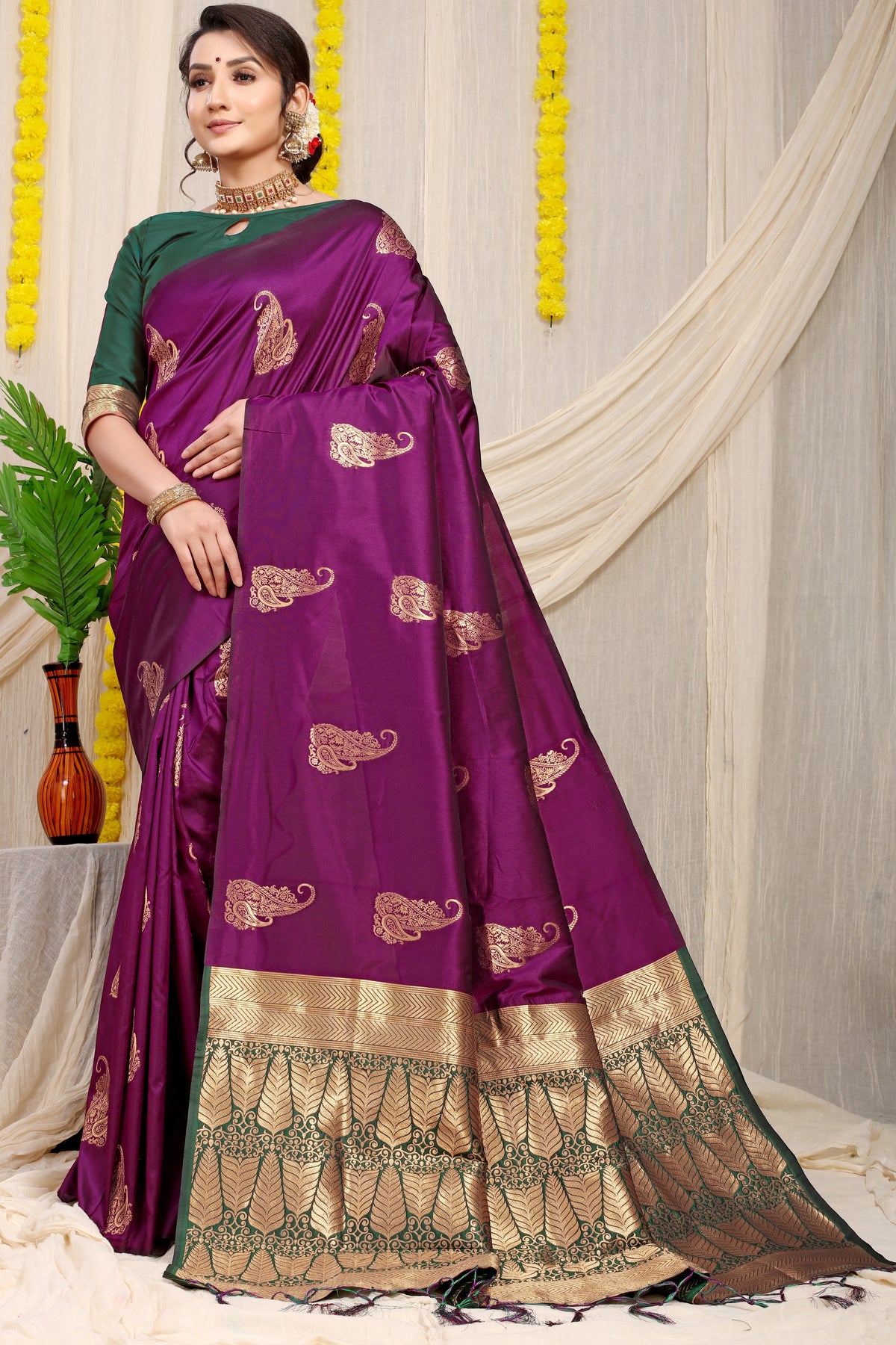 Purple Beautiful Pure Silk Banarasi Saree With Copper Zari Work