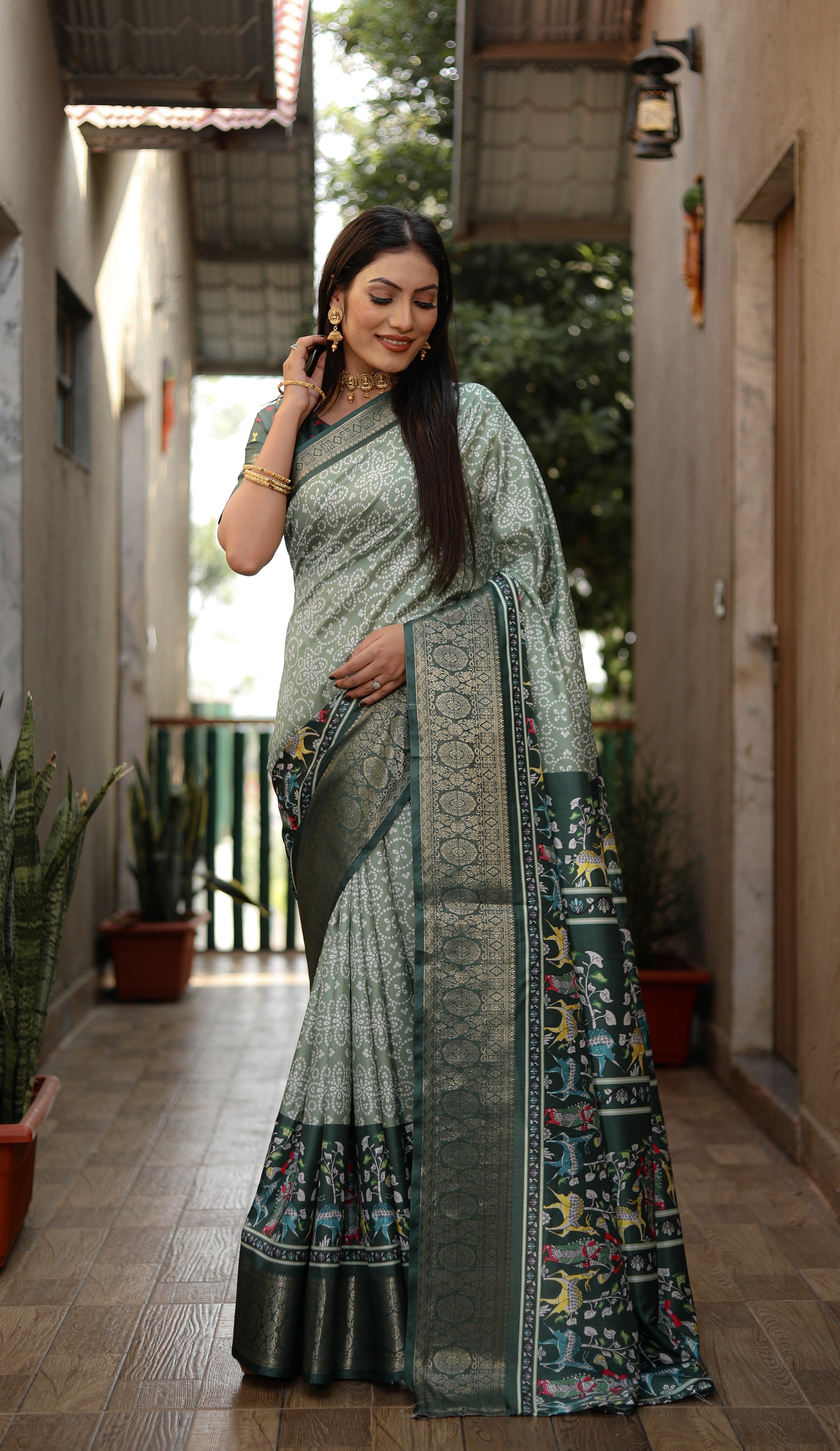 Soft Dola Silk saree with all over Bandhej & Kalamkari Digital prints