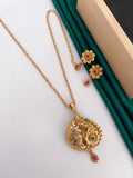 Antique Gold Plated Chain Pendal Set