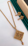 Antique Gold Plated Chain Pendal Set