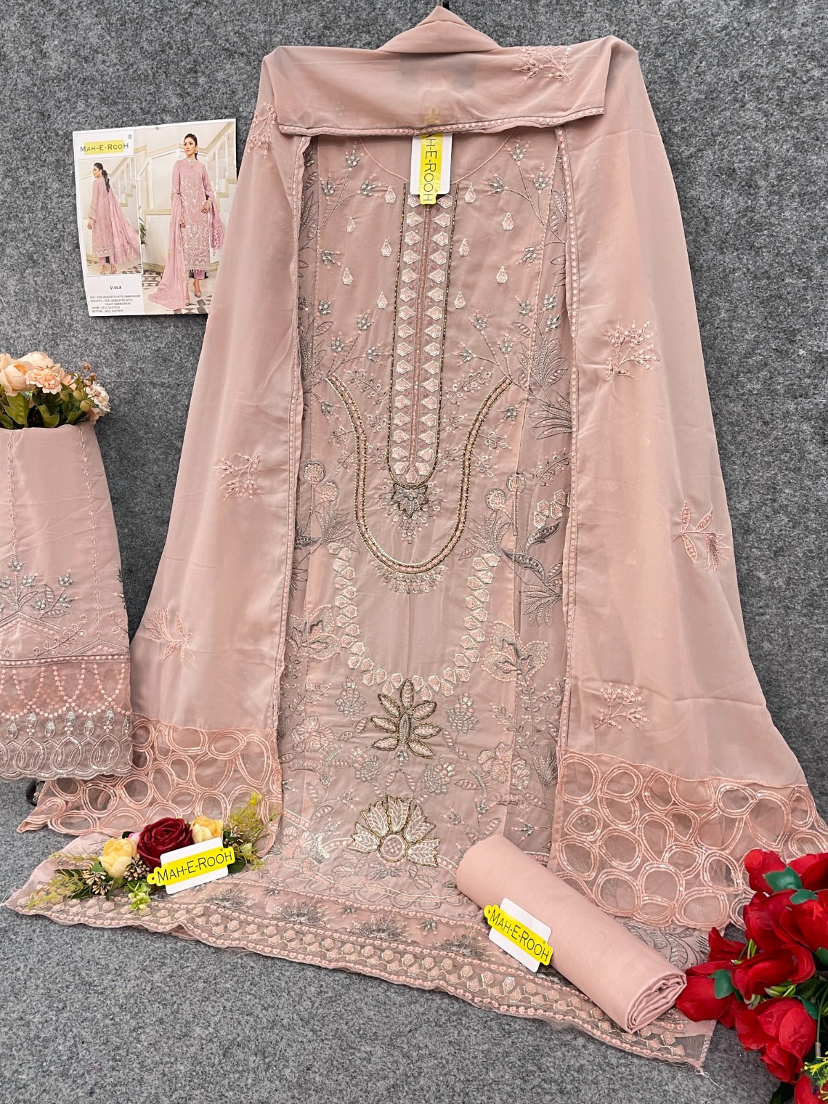 Fox Georgette With Heavy Embroidery work Salwar Suit