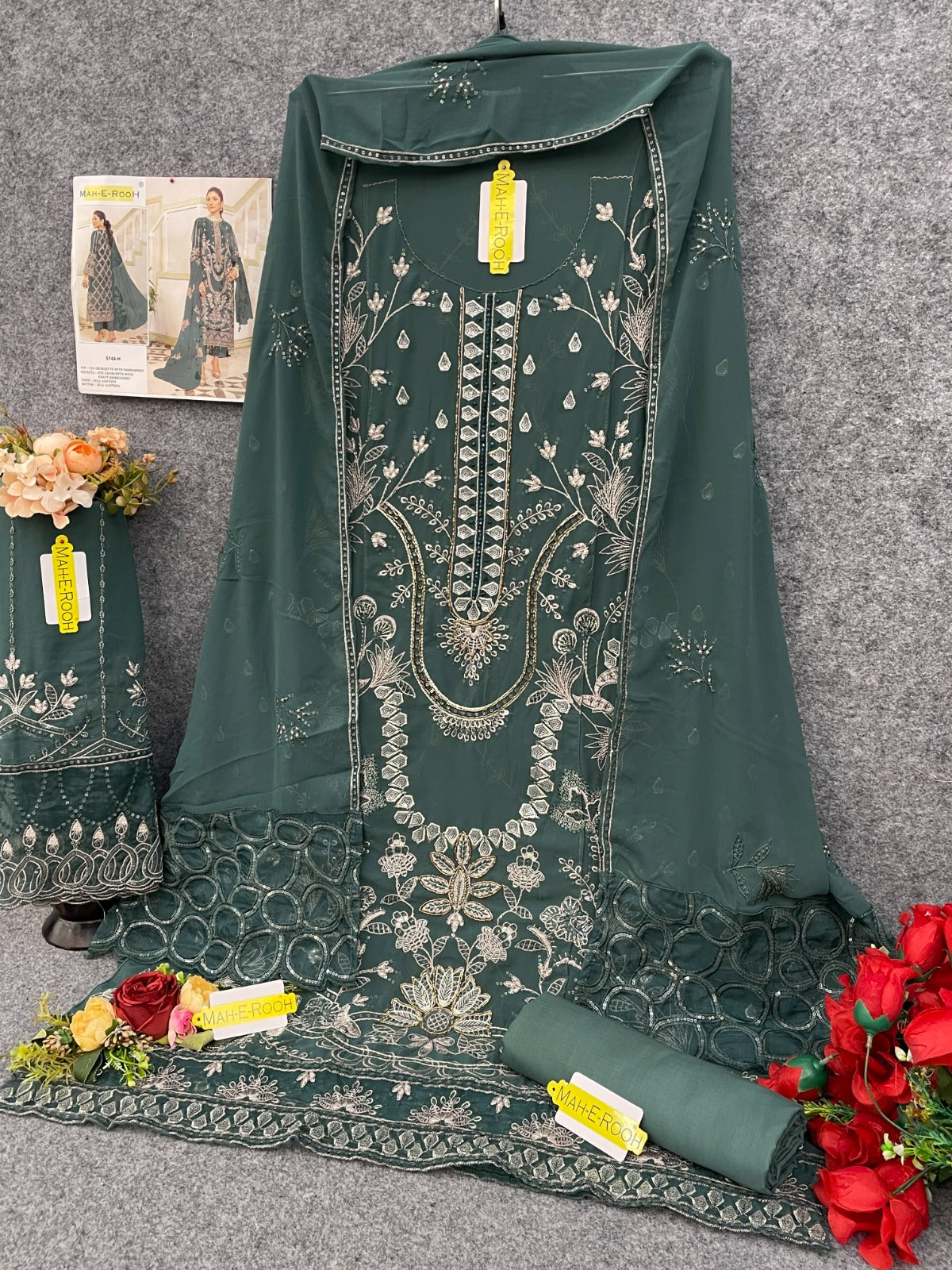 Fox Georgette With Heavy Embroidery work Salwar Suit
