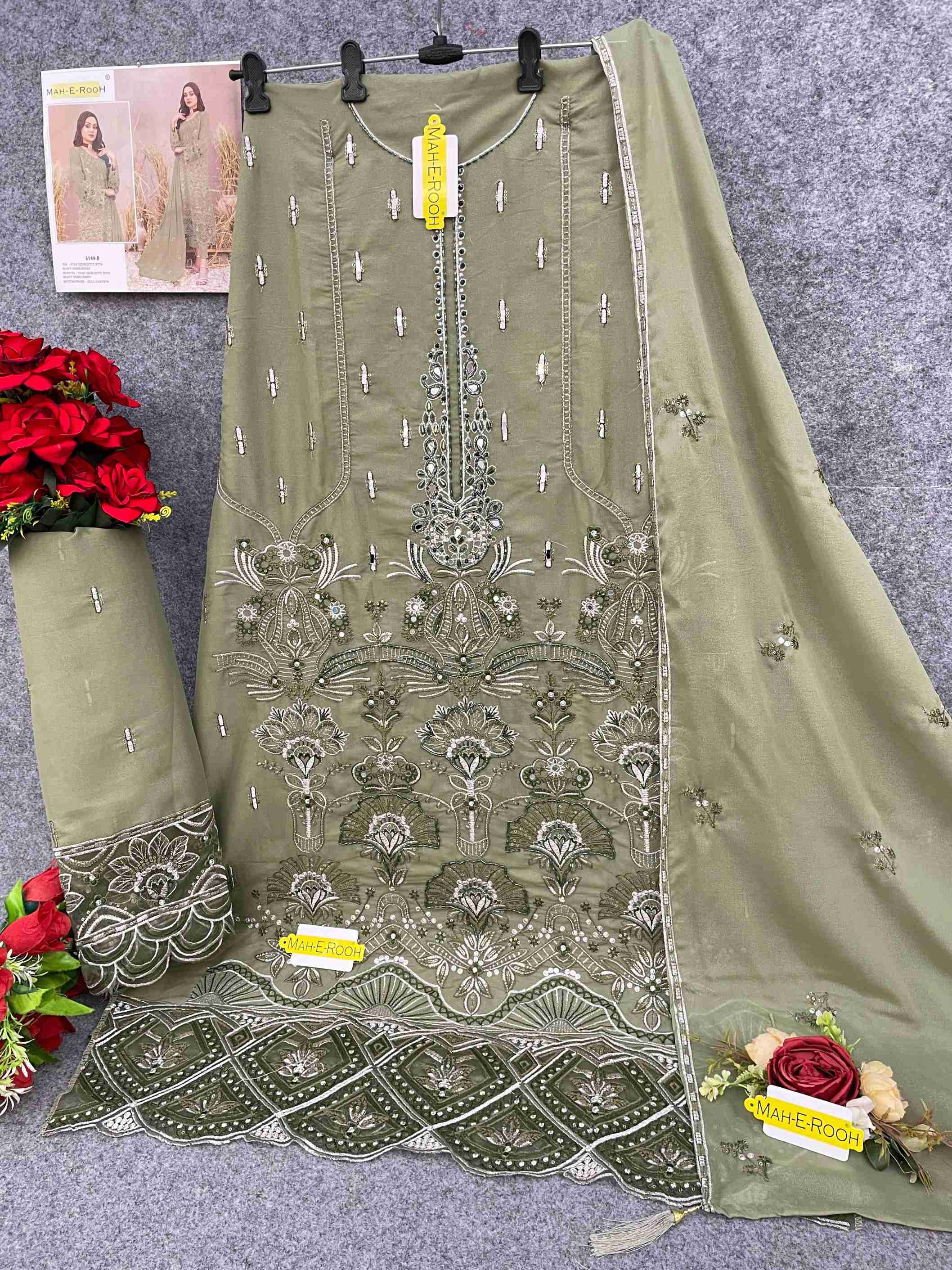 STAR GEORGETTE WITH EMBROIDERY WORK SUIT